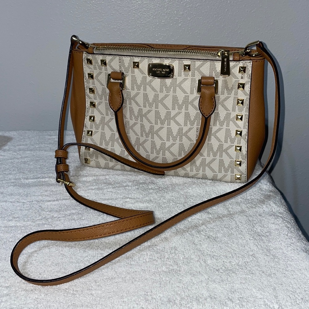 Micheal Kors Shoulder & Crossbody Bag✨